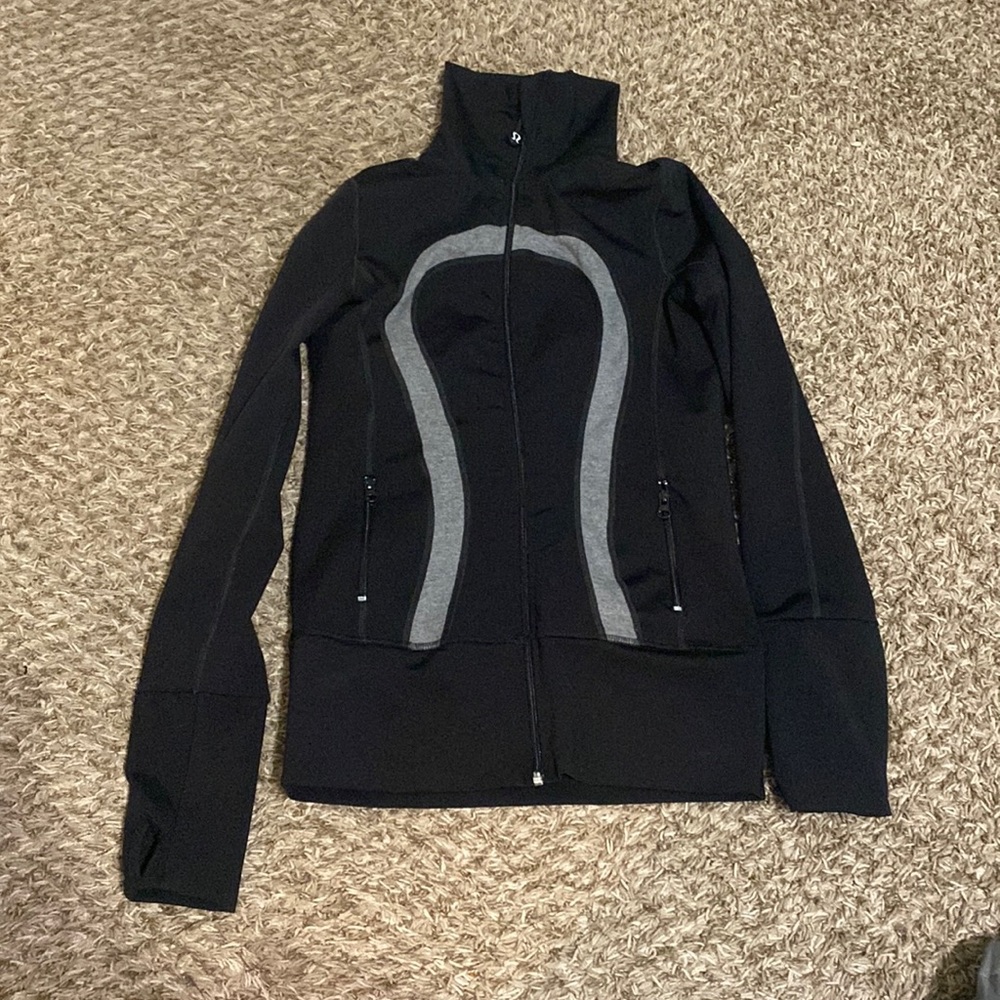 lululemon sz 6 black & gray in stride full zip up jacket cowl neck long sleeve.!